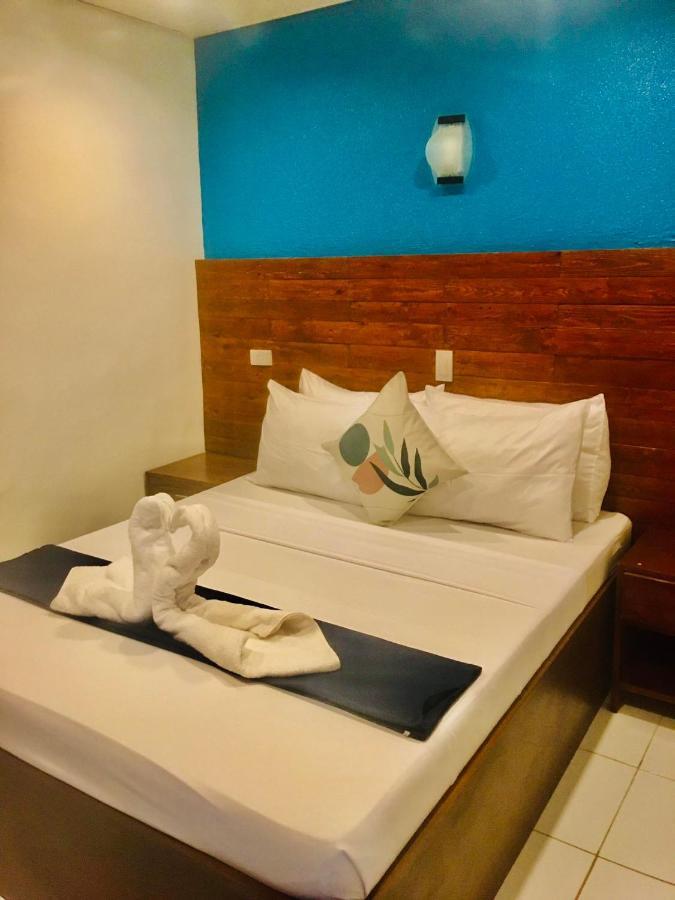 A&A Abe Bayfront Inn Coron Esterno foto