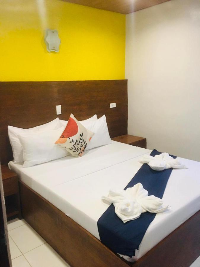 A&A Abe Bayfront Inn Coron Esterno foto
